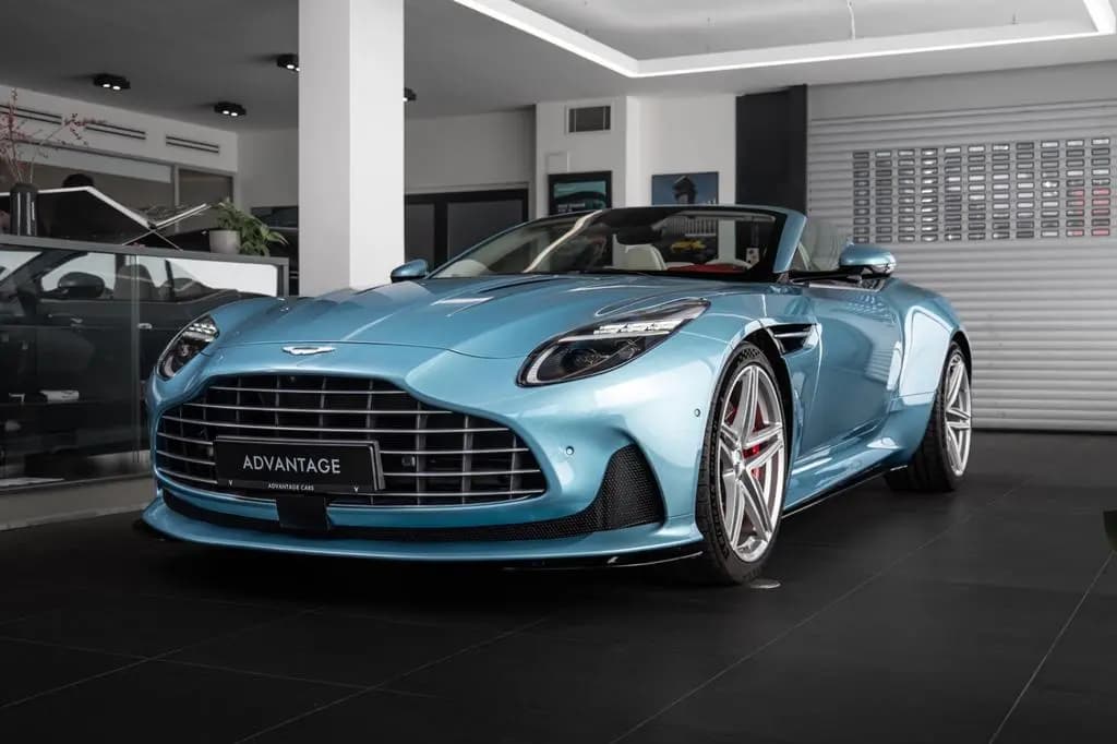 Main__Slider__Photo:Aston Martin DB12 Volante 07/2024-0