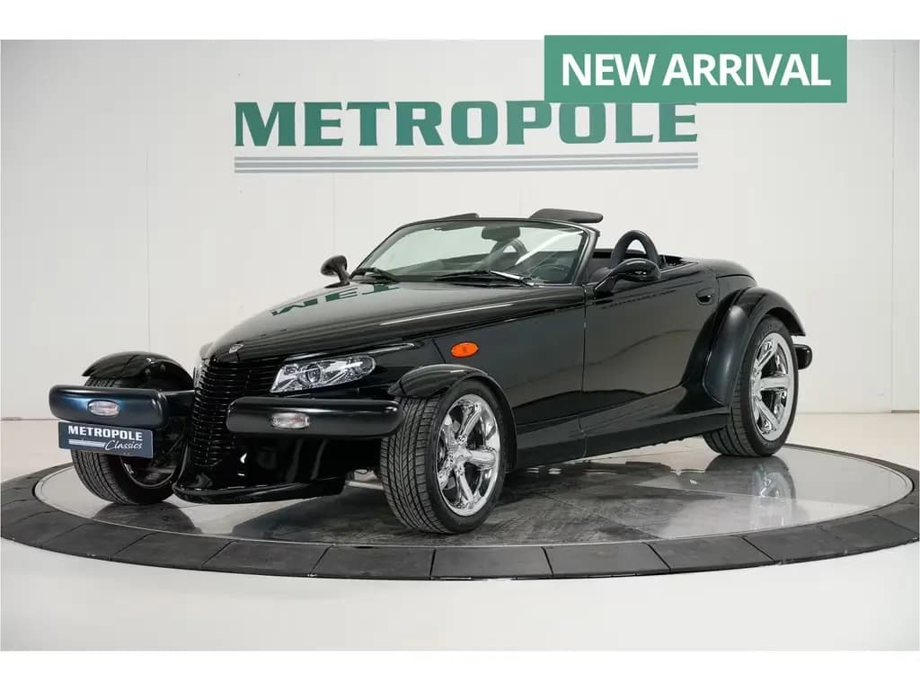 Main__Slider__Photo:Plymouth Prowler Cabrio + Anhänger M1116 04/2000-0