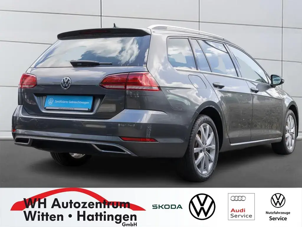 Main__Slider__Photo:Volkswagen Golf VII Variant 1.5 TSI DSG Highline NAVI LED P 05/2020-1