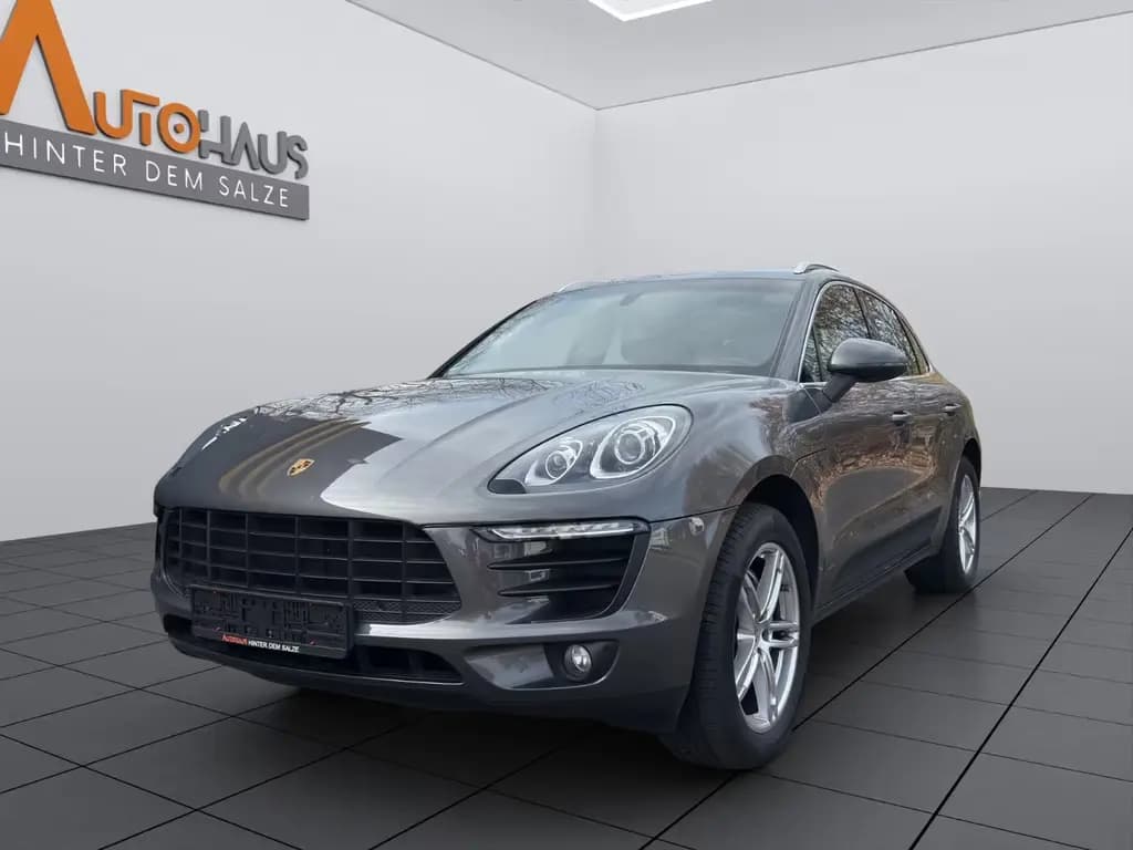 Main__Slider__Photo:Porsche Macan S*PANO*PORSCHEHISTORIE* 11/2014-0