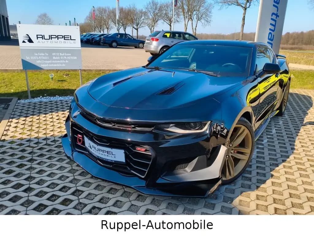 Main__Slider__Photo:Chevrolet Camaro 6.2 V8 SS AT  20" NAVI LEDER R-CAM 05/2017-0