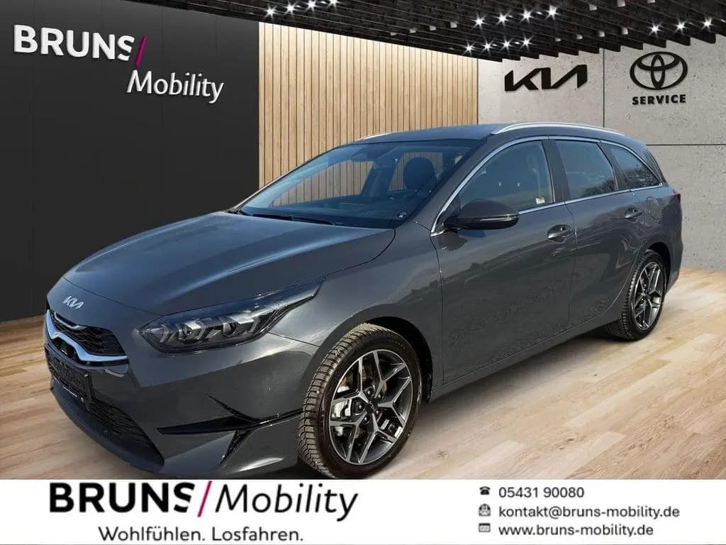 Main__Slider__Photo:Kia Ceed Sportswagon 1.5T DCT Spirit Navi Kamera SHZ 05/2025-0