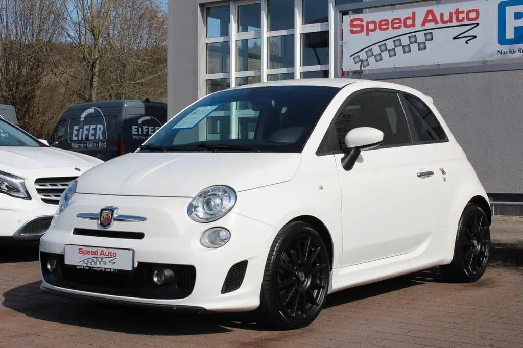 Main__Slider__Photo:Abarth 595 Custom Sport/Bi-XENON/LEDER/PDC/8-FACH/1HAND 02/2016-0