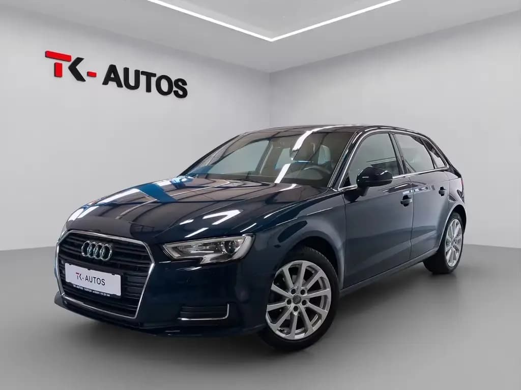 Main__Slider__Photo:Audi A3 SP 35 TFSI design,1.Hand,Bi-Xenon,Navi,ViCo 06/2020-0
