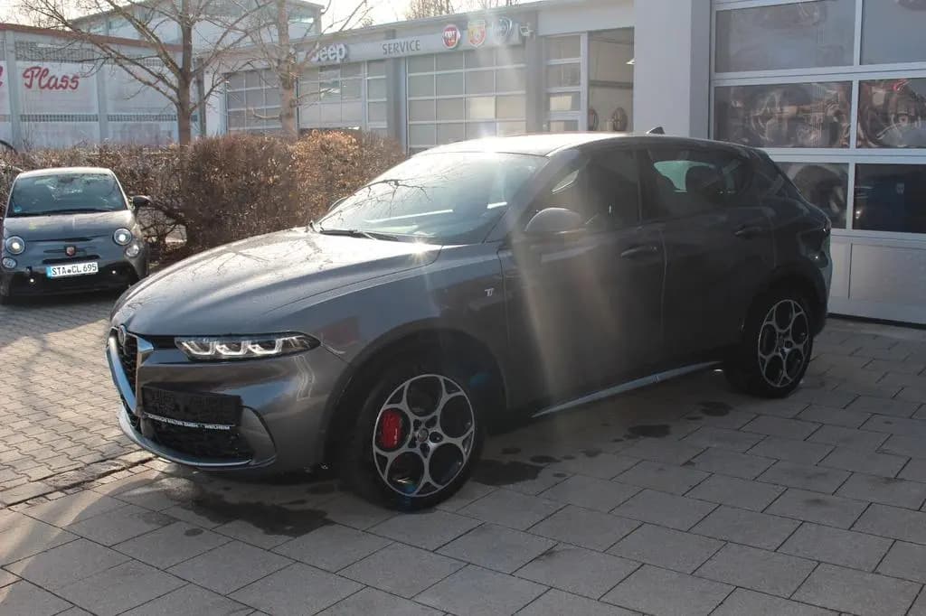 Main__Slider__Photo:Alfa Romeo Tonale Ti MATRIX/360°KAMERA/LEDER/SITZ-BELÜFTUNG 03/2023-0