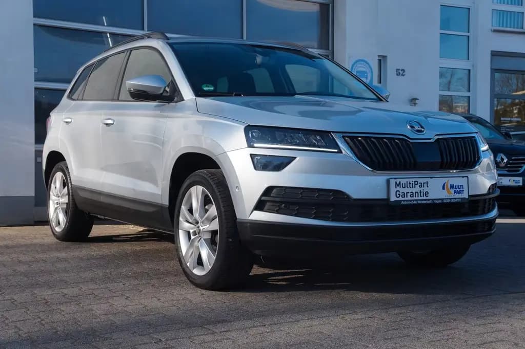 Main__Slider__Photo:Skoda Karoq 1.5l TSI ACT DSG STYLE*PDC*KAMERA*KEYLESS* 11/2021-0
