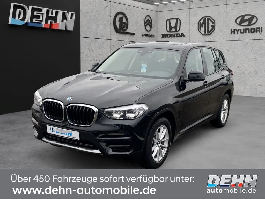 Main__Slider__Photo:BMW X3 Advantage Pano Sposi Live Cockpit C Park-Assi 10/2021-0