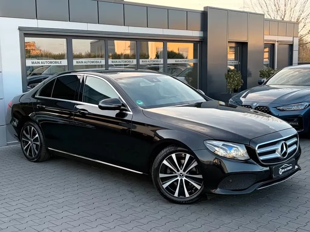Main__Slider__Photo:Mercedes-Benz E 200 Limo Avantgarde*Multibeam-LED*R-Kamera* 06/2017-0
