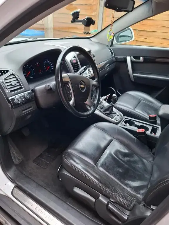 Main__Slider__Photo:Chevrolet Captiva 2.2 LT+ 4WD 7-Sitzer LT+ 06/2013-1