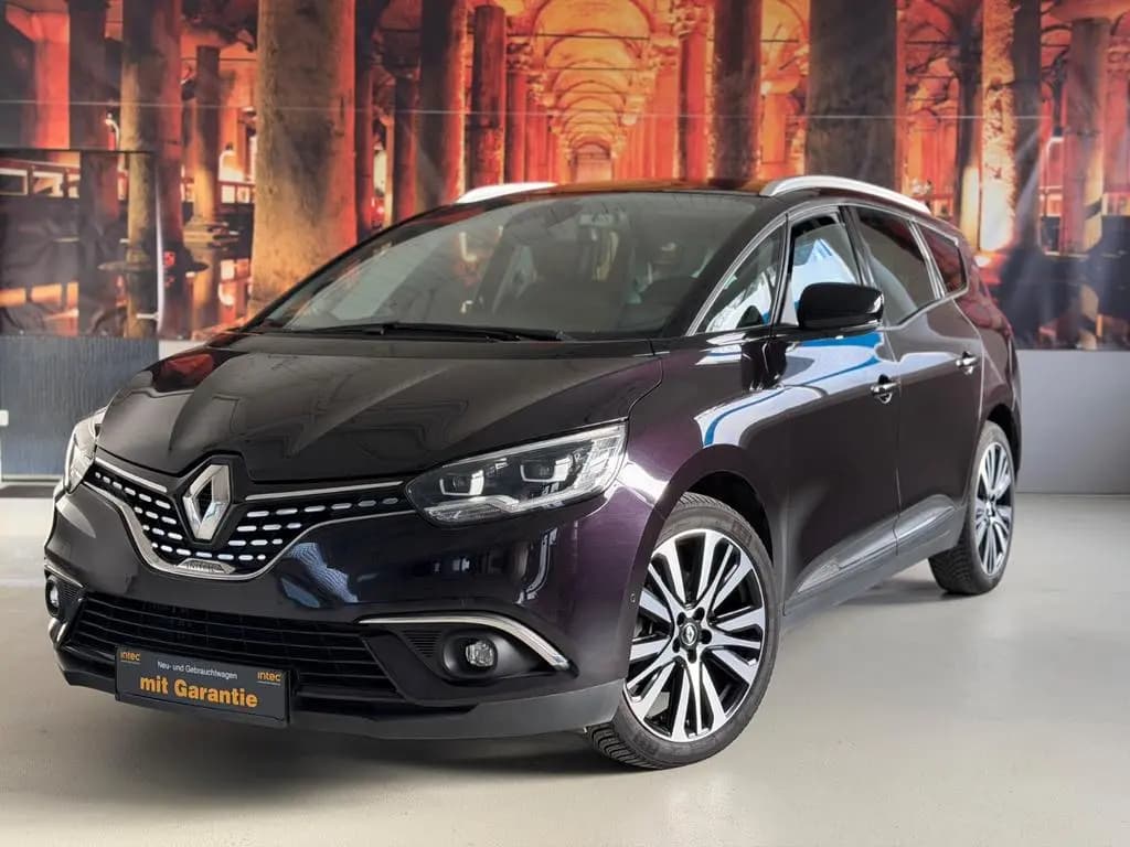 Main__Slider__Photo:Renault Scenic IV Grand InitialeParis/Panorama/LEDER/AHK 08/2017-0