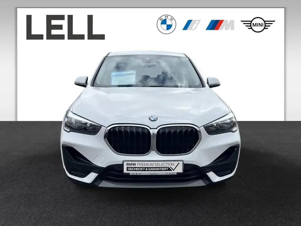 Main__Slider__Photo:BMW X1 sDrive18d Advantage DAB Navi Tempomat AHK 12/2021-1