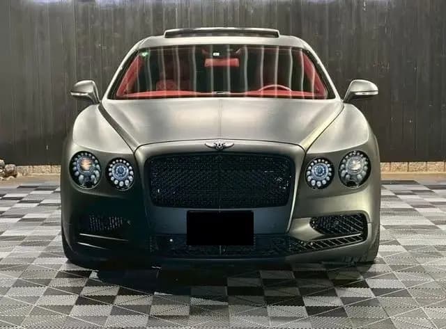 Main__Slider__Photo:Bentley Flying Spur 6.0 W12 S Autom. 01/2017-0