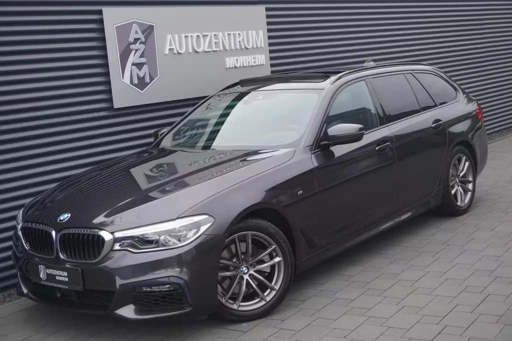 Main__Slider__Photo:BMW 520 d TOURING|M-SPORTPAKET|VIRTUAL|PANORAMA|NAVI 07/2019-0