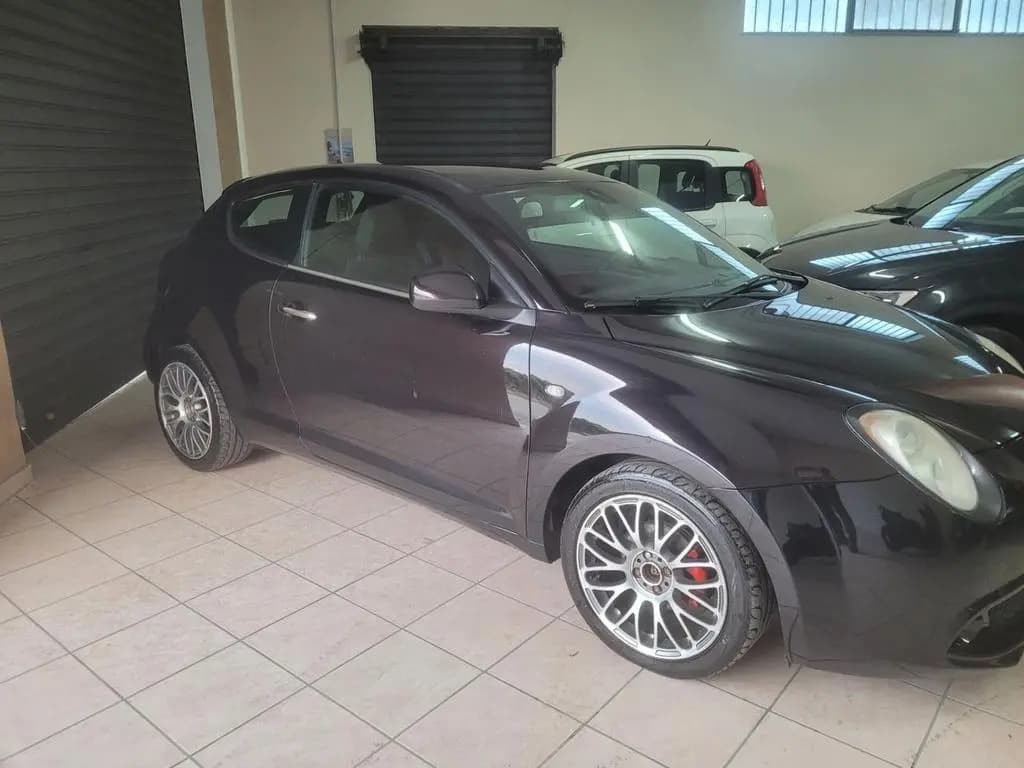Main__Slider__Photo:Alfa Romeo MiTo 1.4 T 120 CV Distinctive Sport P 03/2009-0