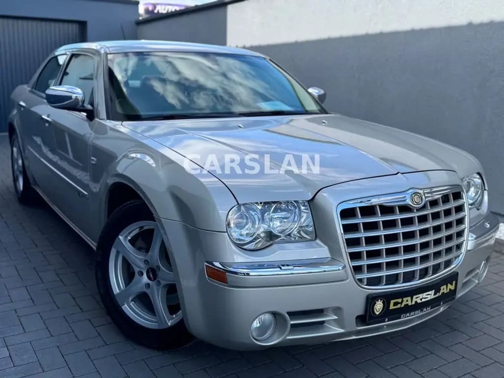 Main__Slider__Photo:Chrysler 300C 3.5 +LPG+1.HAND+LEDER+XENON+MEMORY+ACC+SHZ 09/2010-0