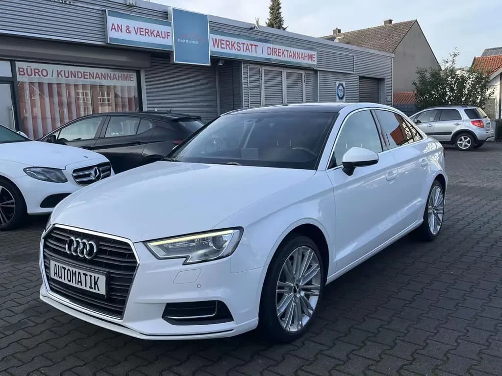 Main__Slider__Photo:Audi A3 2.0 TFSI Lim S tronic PANO*LEDER*AL Design 08/2018-0