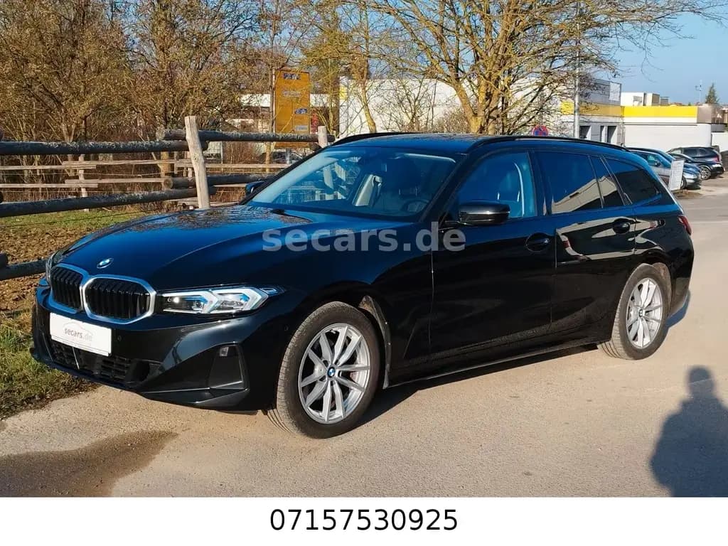 Main__Slider__Photo:BMW 320 d Tou SAG LCPro AdLED FLA ACC StandH DrA Inno 10/2022-0