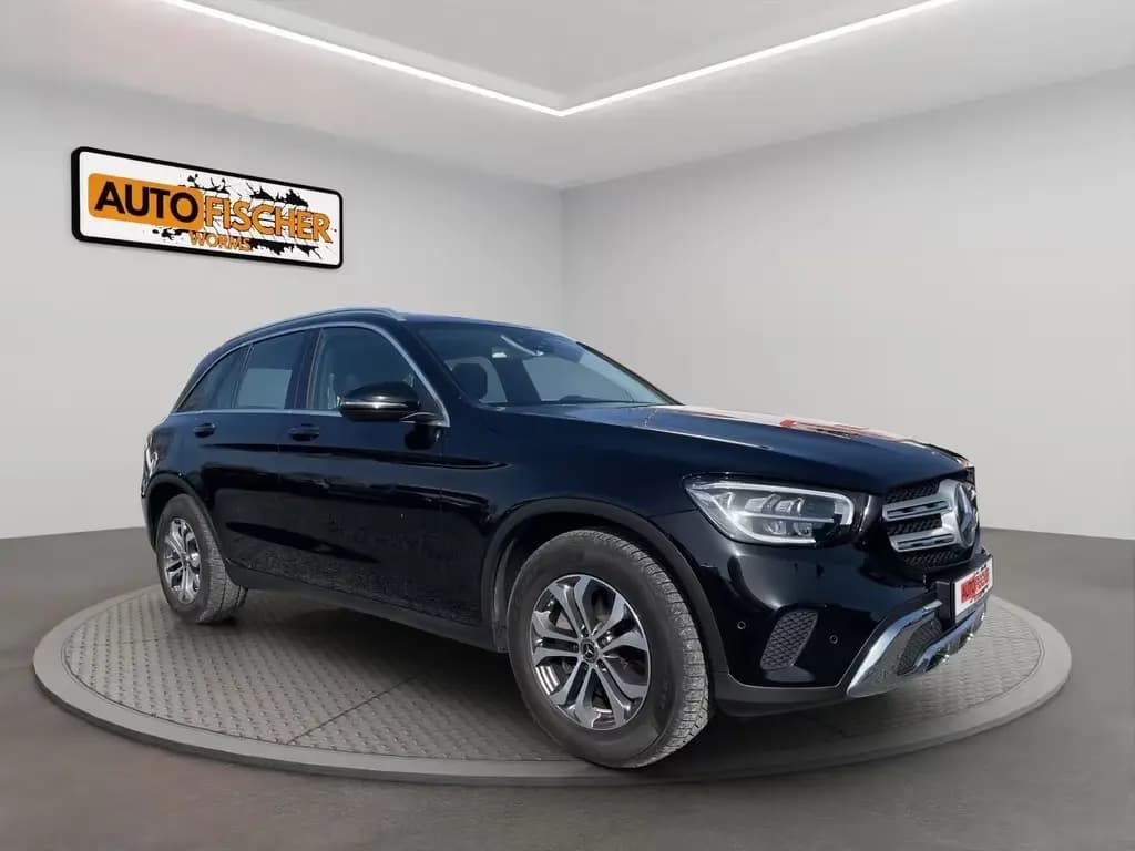 Main__Slider__Photo:Mercedes-Benz GLC-Class d 4Matic AHK  "Junge Sterne" 05/2020-0
