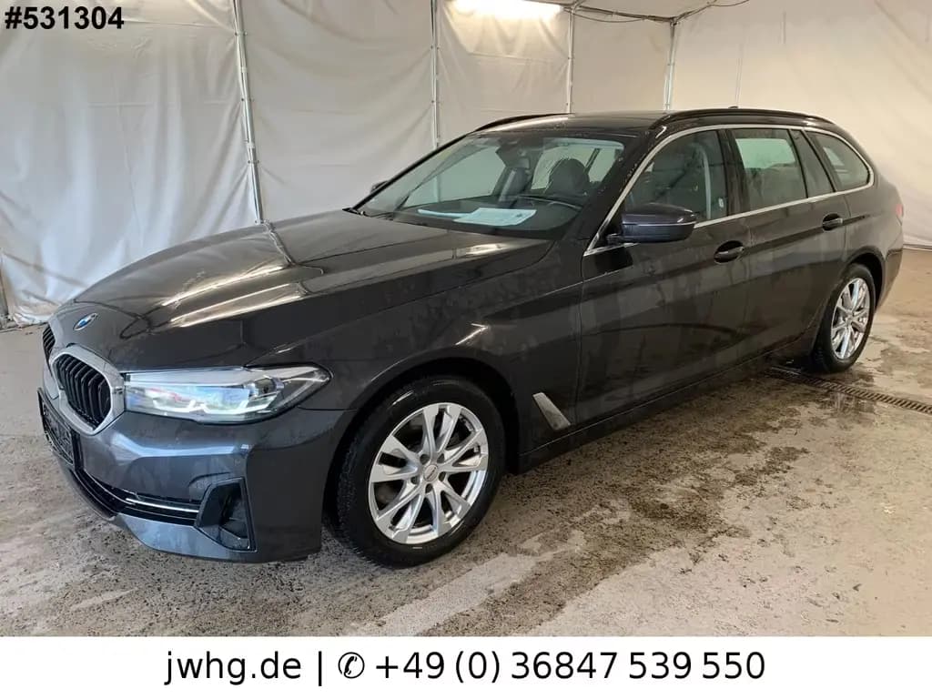 Main__Slider__Photo:BMW 5 Series 520 d Touring LED | KAMERA | VOLL-LEDER | AHK 08/2022-0