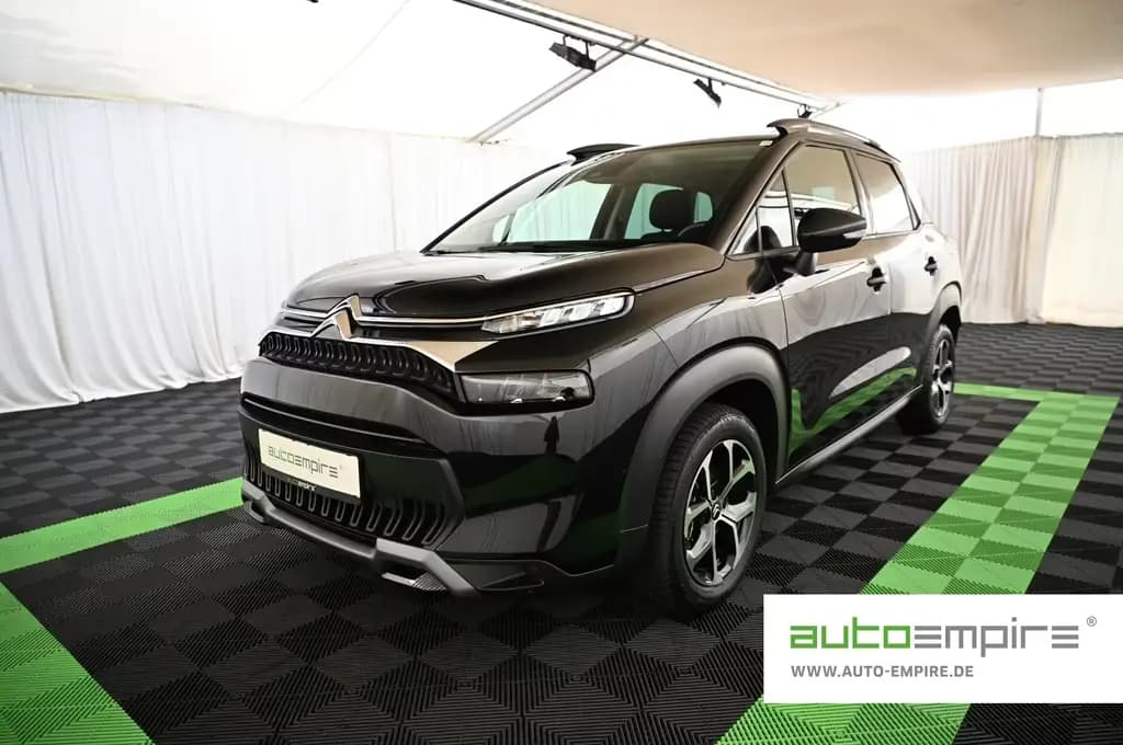 Main__Slider__Photo:Citroën C3 Aircross 1.2 PT 110 PLUS LED/NAV/GRIP-CONTROL 03/2024-0