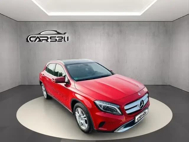 Main__Slider__Photo:Mercedes-Benz GLA-Class 220 CDI DCT Urban*1 Hand*Panoramadach 11/2015-0
