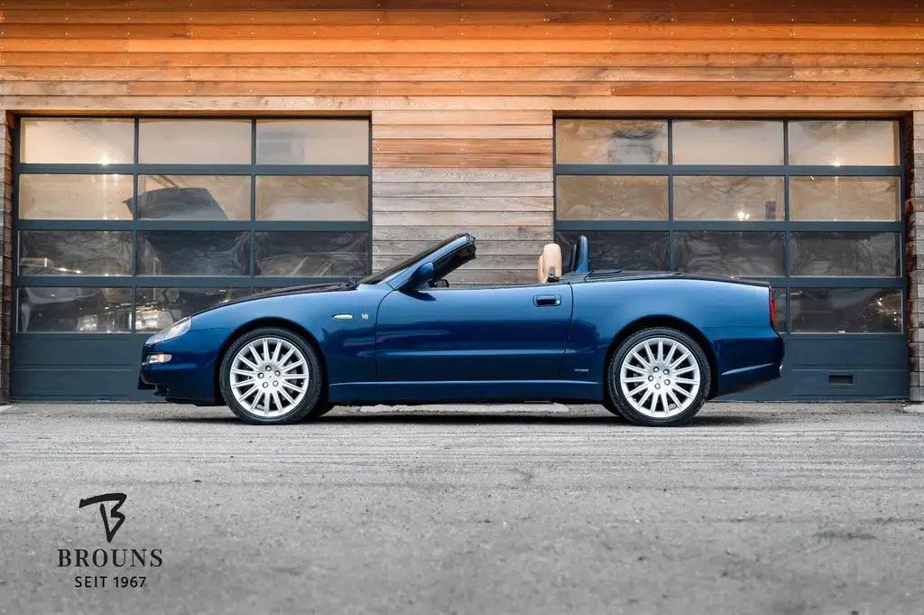 Main__Slider__Photo:Maserati Spyder 4.2 V8 Cambiocorsa 390PS | 2. Hd. | BRD 07/2004-1