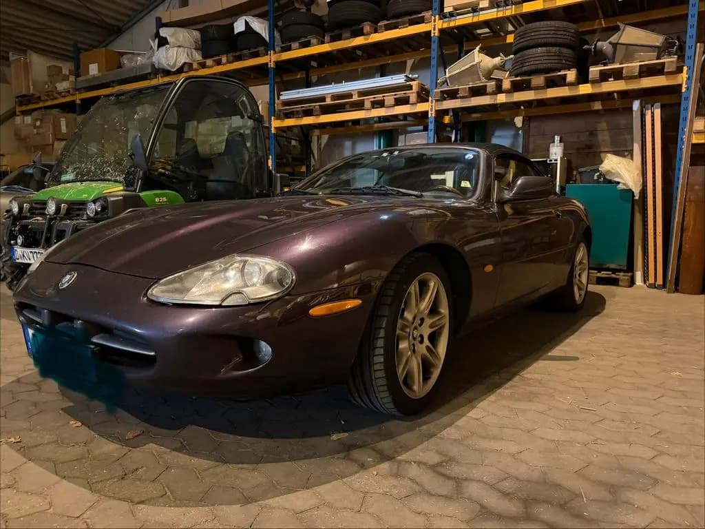 Main__Slider__Photo:Jaguar XK 8 Cabrio einziger in der Farbe !! 01/1999-0