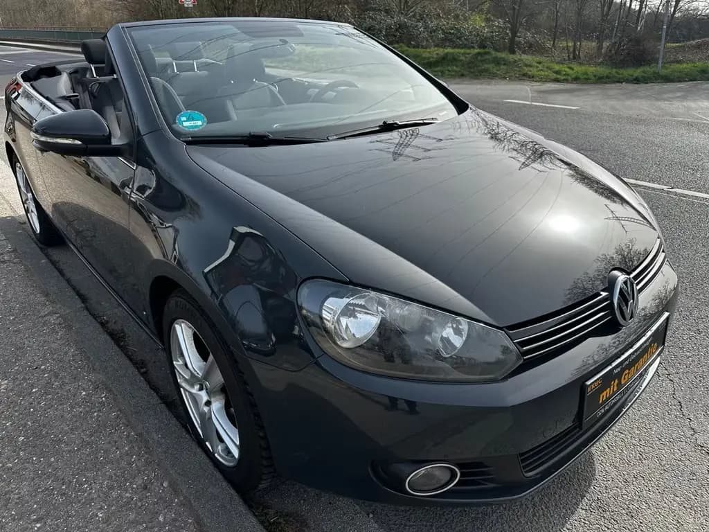 Main__Slider__Photo:Volkswagen Golf VI Cabriolet Basis 04/2015-0
