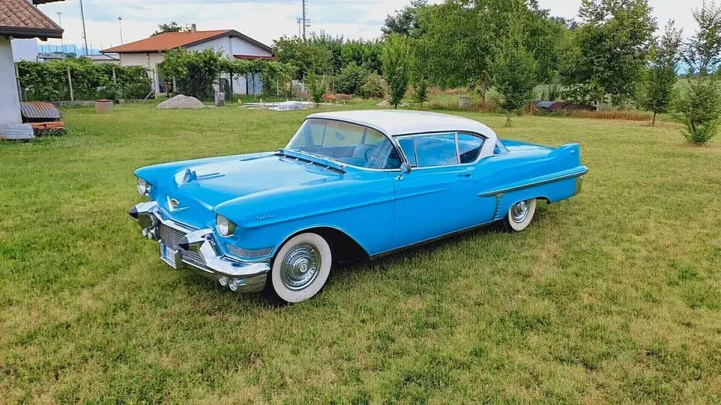Main__Slider__Photo:Cadillac Other Deville 57 coupé 10/1957-0