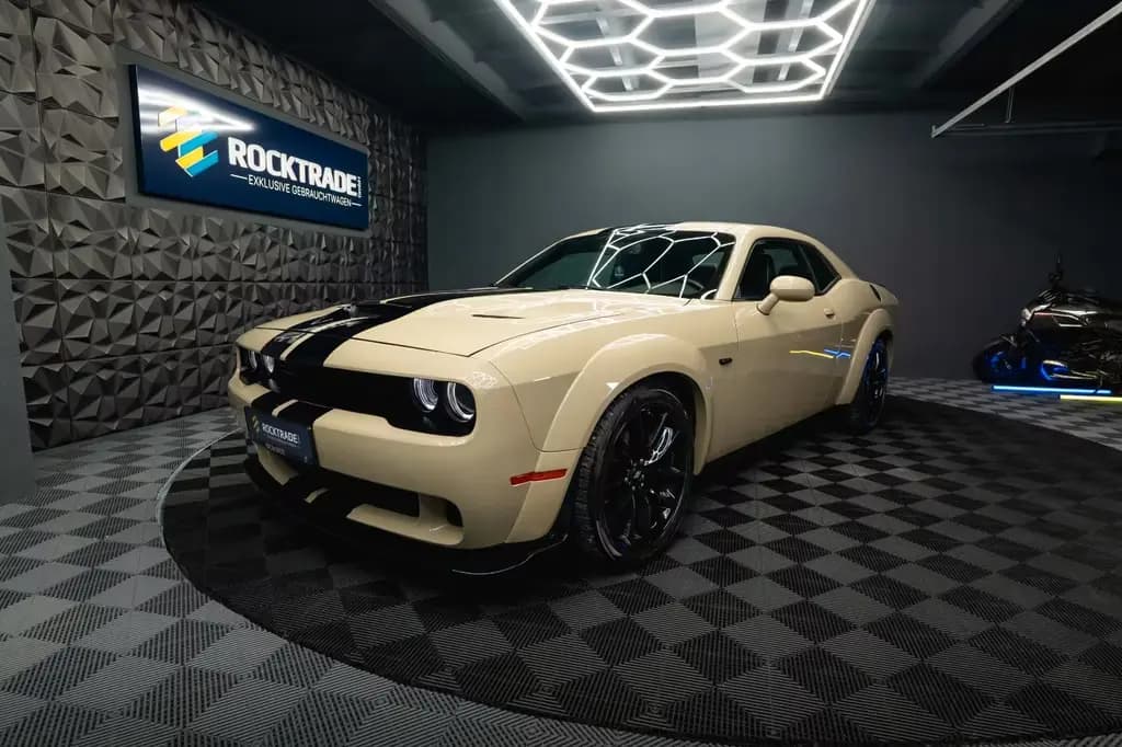 Main__Slider__Photo:Dodge Challenger 6.4 V8 SRT 392 R/T SCAT PACK WIDEBODY 07/2019-0
