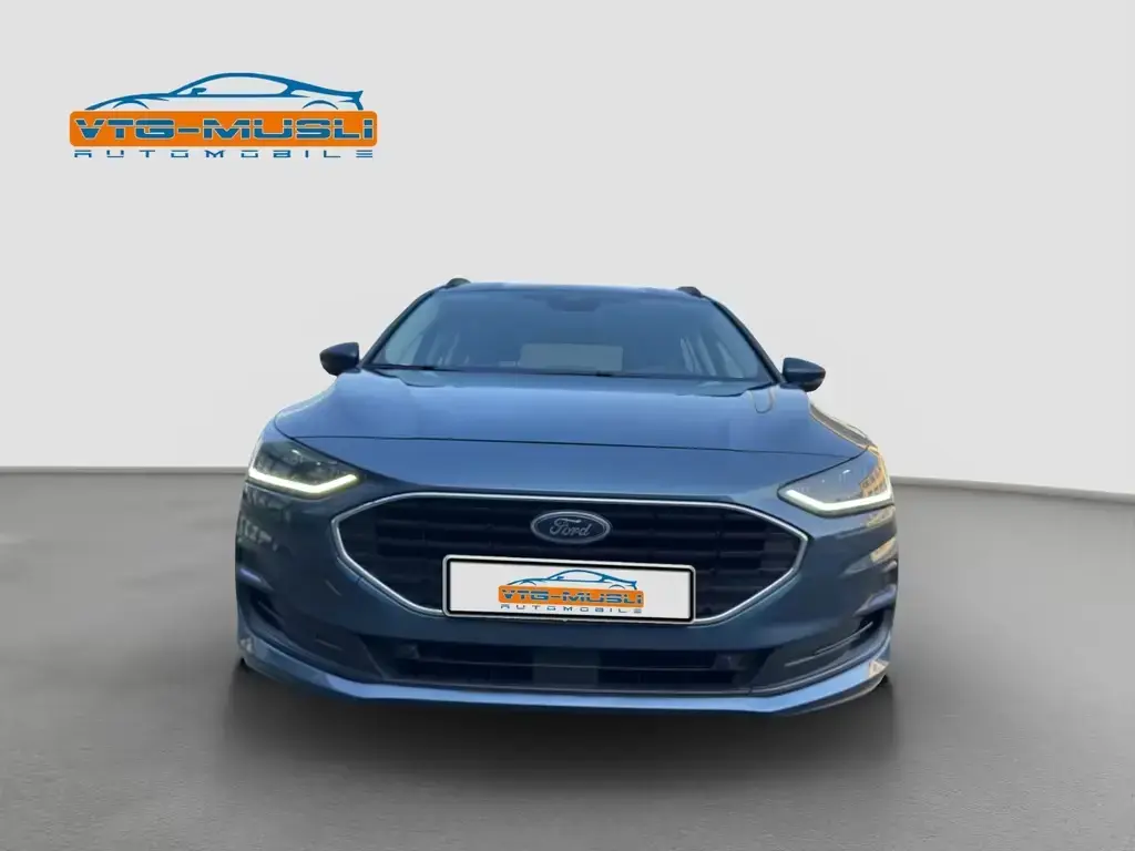Main__Slider__Photo:Ford Focus Turnier 1.5 TdCi * 120 PS * Automatik * 10/2022-1