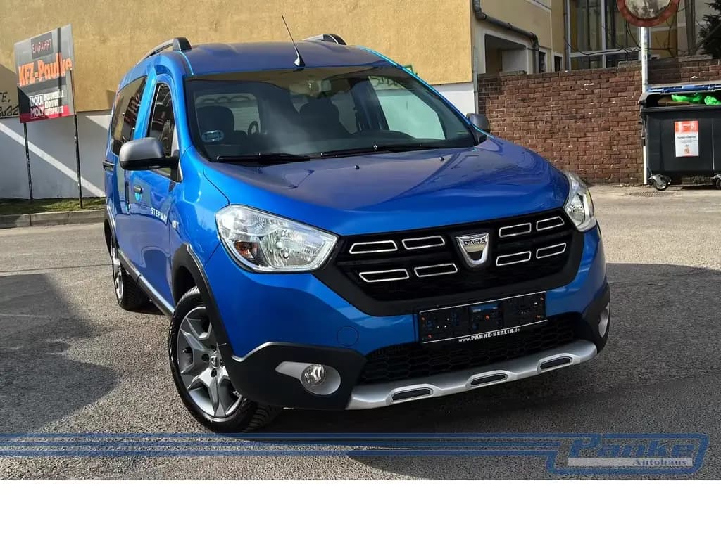 Main__Slider__Photo:Dacia Dokker Stepway Plus 5Sitzer*SHZ*RFK*Tempo*Carpl* 12/2019-0