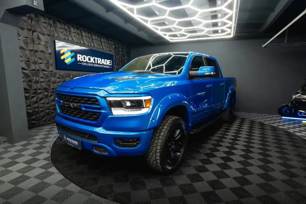 Main__Slider__Photo:Dodge RAM 5.7 V8 HEMI 4x4 NIGHT GT SPORT  Night-Paket 01/2023-0