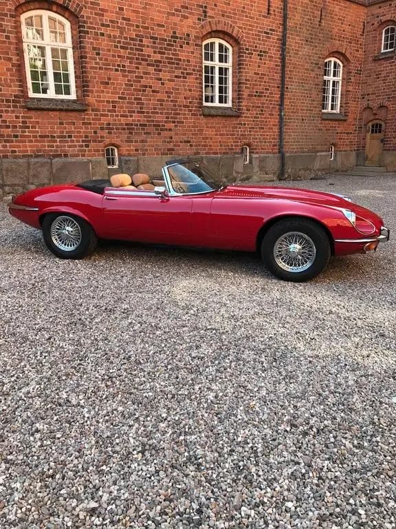 Main__Slider__Photo:Jaguar E-Type 12/1974-0