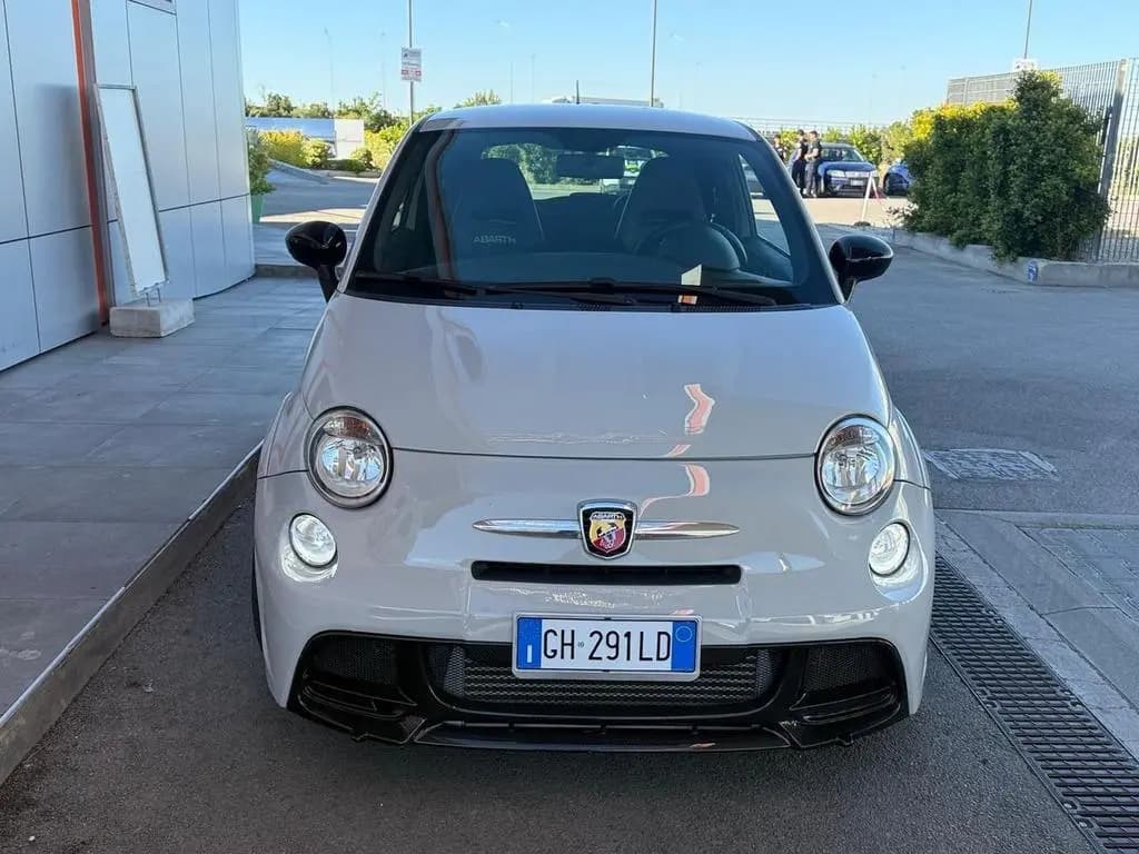 Main__Slider__Photo:Abarth 500 1.4 Turbo T-Jet 11/2008-0