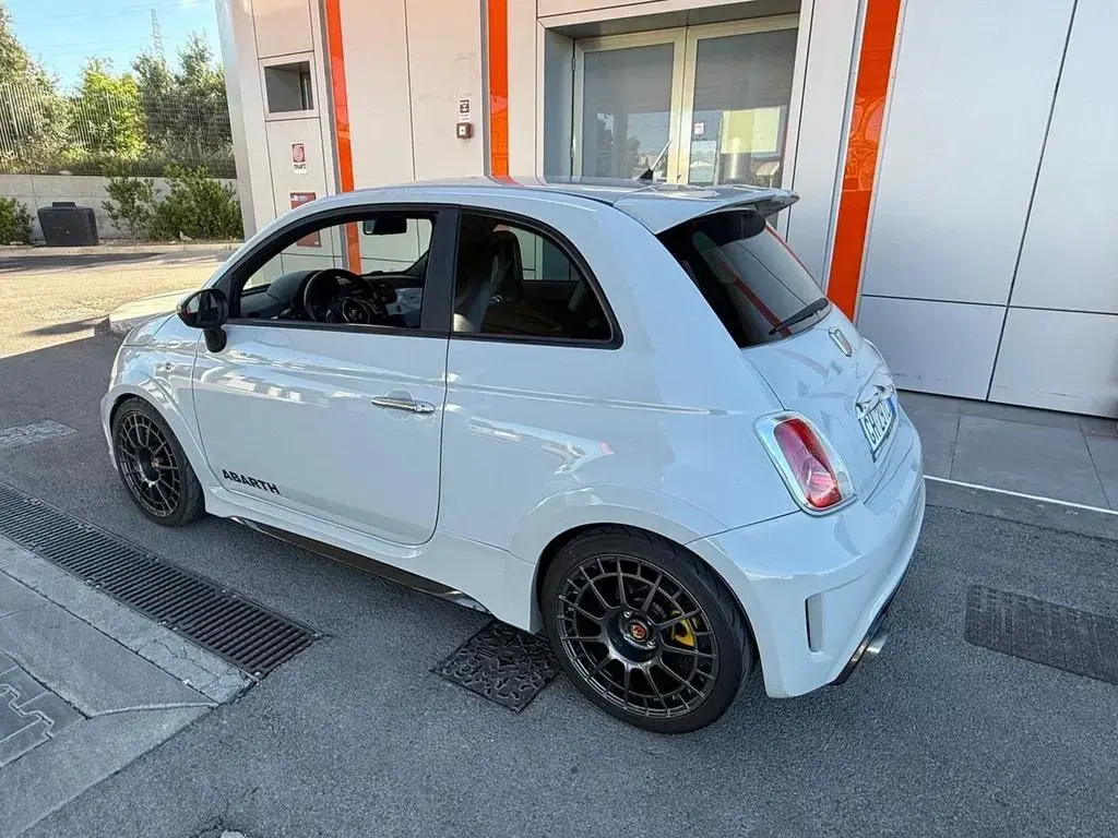 Main__Slider__Photo:Abarth 500 1.4 Turbo T-Jet 11/2008-1