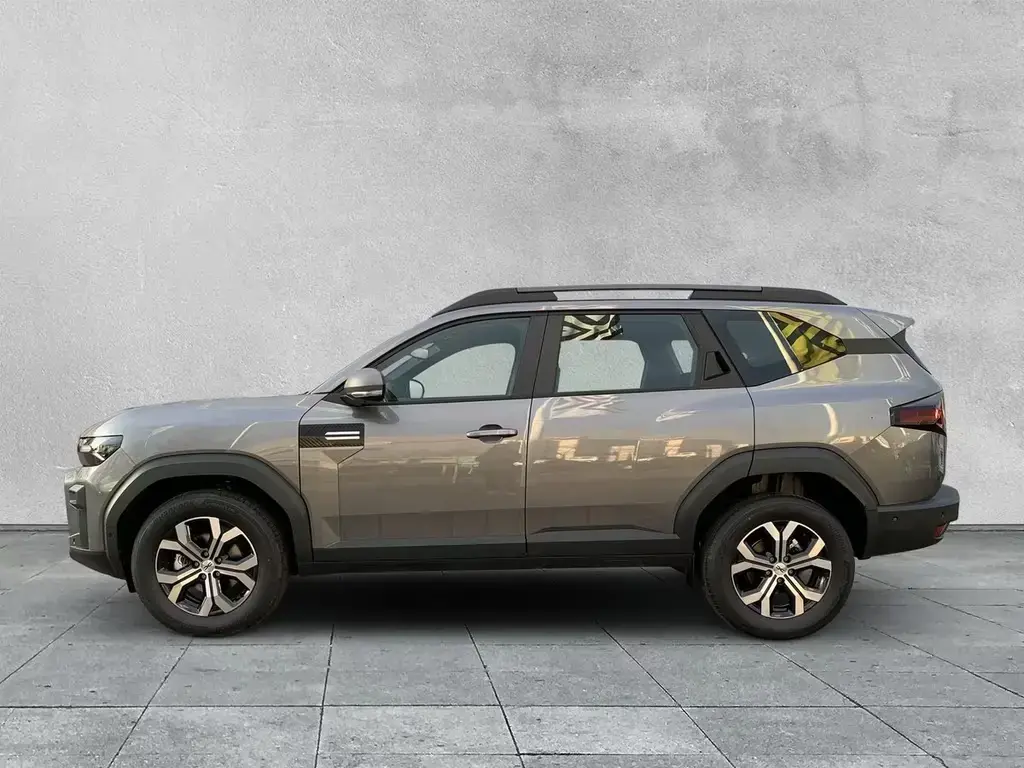 Main__Slider__Photo:Dacia Bigster EXPRESSION MILD HYBRID 140 SHZ+PDC+KLIMA 06/2026-1