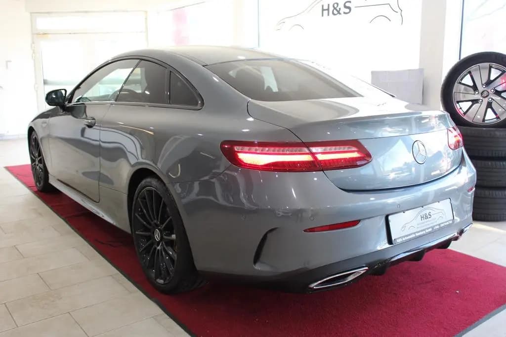 Main__Slider__Photo:Mercedes-Benz E-Class 220 d Coupe AMG-LINE 05/2019-0