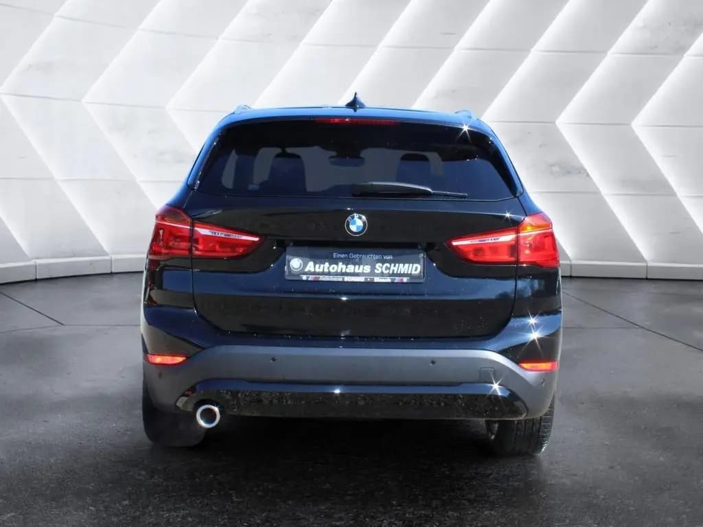 Main__Slider__Photo:BMW X1 sDrive18i BMW X1 Baureihe X1 sDrive 18 i Adva 03/2021-0