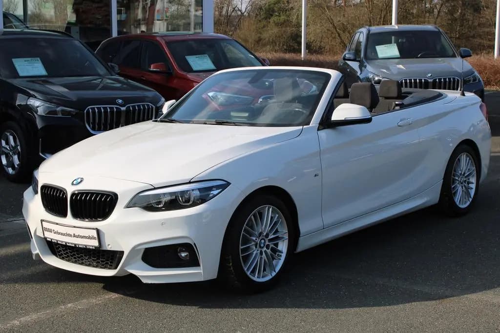 Main__Slider__Photo:BMW 2 Series 220i A M Sportpaket Navi Bus. Tempomat USB Shz 05/2019-0