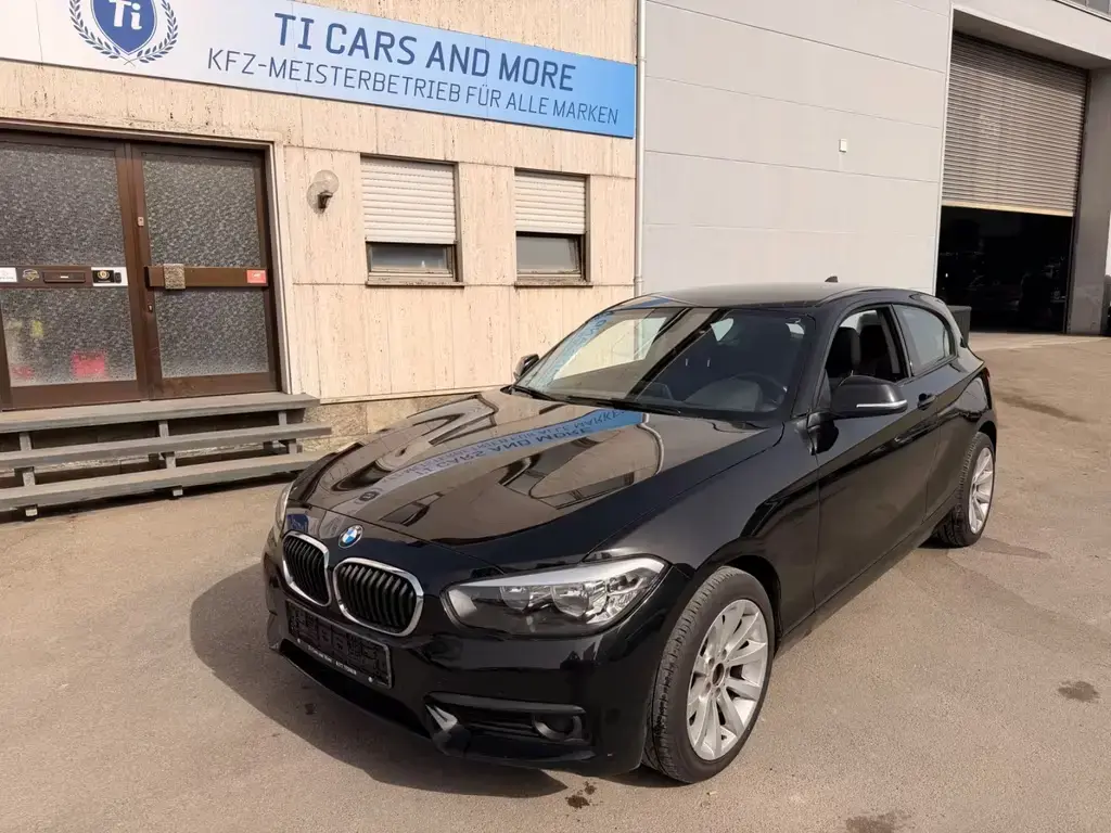 Main__Slider__Photo:BMW 116 i Limousine wenig Kilometer Gewährleistung 08/2015-1