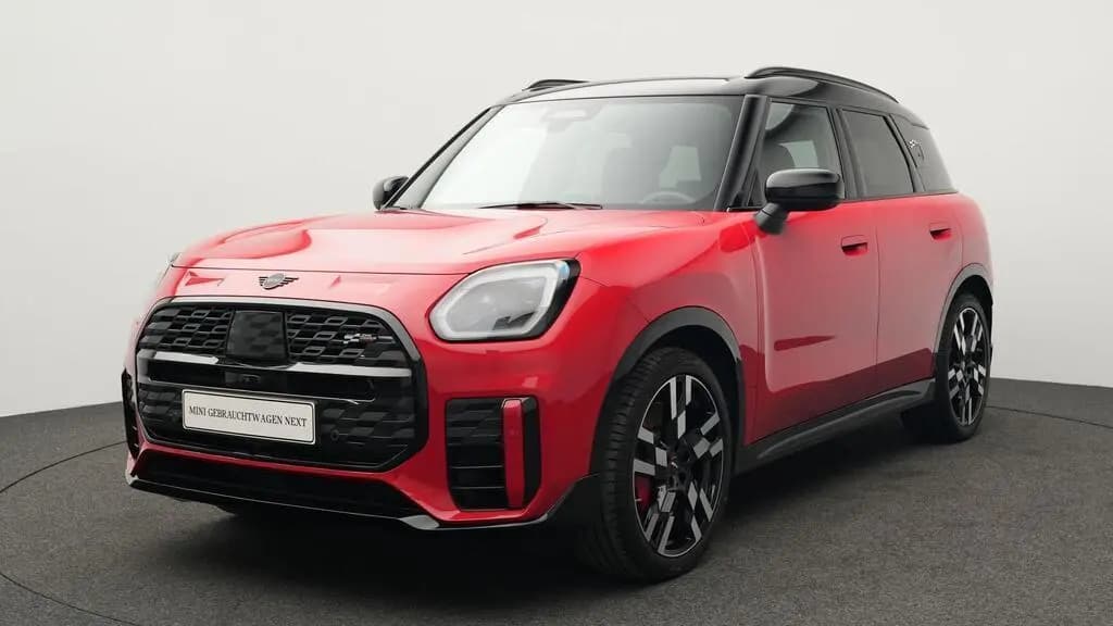 Main__Slider__Photo:MINI John Cooper Works Countryman JCW Countryman ALL4 12/2024-0