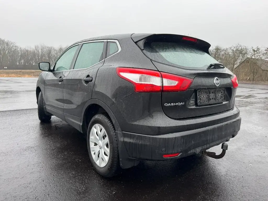 Main__Slider__Photo:Nissan Qashqai 1.2 116PS DIG-T Visia 56751 12/2015-1