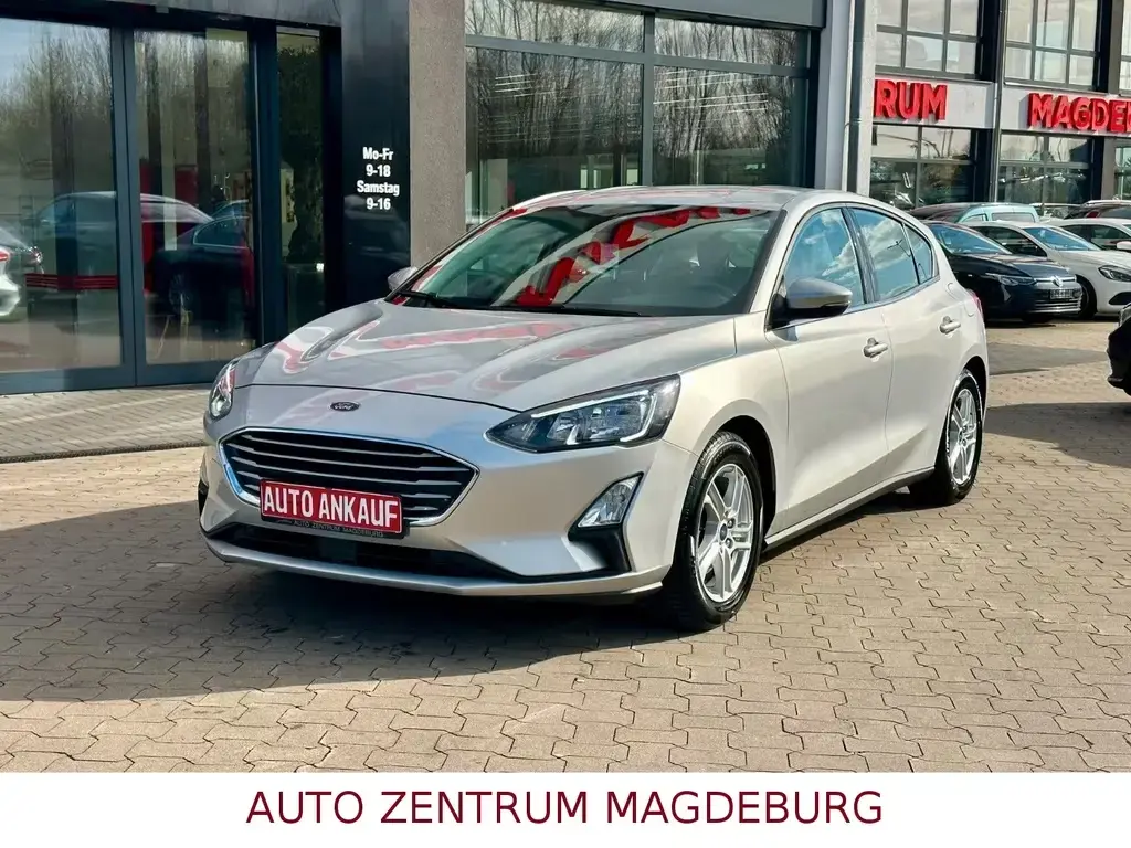 Main__Slider__Photo:Ford Focus 1.0 Cool & Connect Nav Klima Temp LHZ SHZ 12/2019-1