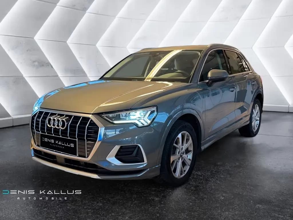 Main__Slider__Photo:Audi Q3 40 2,0 TFSI quattro advanced/Automati/Virtual 03/2019-0