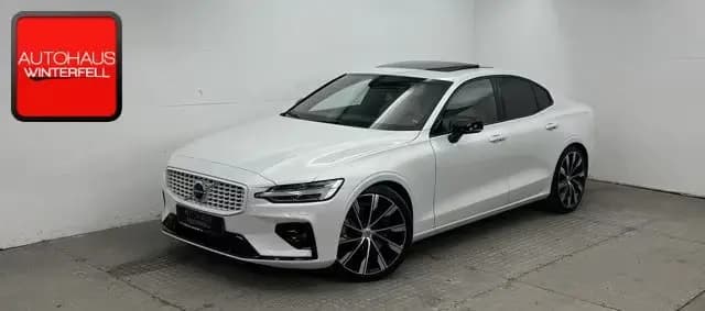 Main__Slider__Photo:Volvo S60 B5 B ULTIMATE DARK AWD GSD+20Z+AHK+STANDHZG+ 02/2023-0