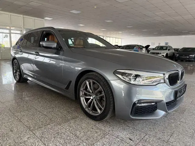 Main__Slider__Photo:BMW 5 Series 520 d M Sport Paket Touring HEAD-UP+DAB+KAMERA 11/2017-1