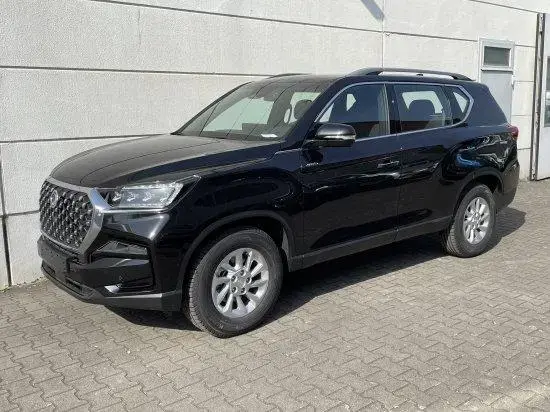 Main__Slider__Photo:KGM Rexton 2.2 E-XDI 4WD 8AT Core 3.5t AHL Nav Digi null-1