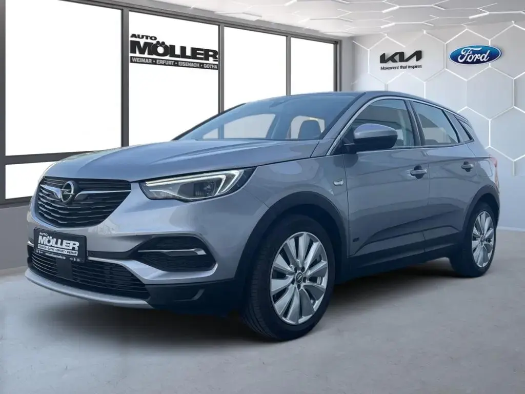 Main__Slider__Photo:Opel Grandland X 1.6T PHEV Innovation Navi Kamera LED 01/2020-1