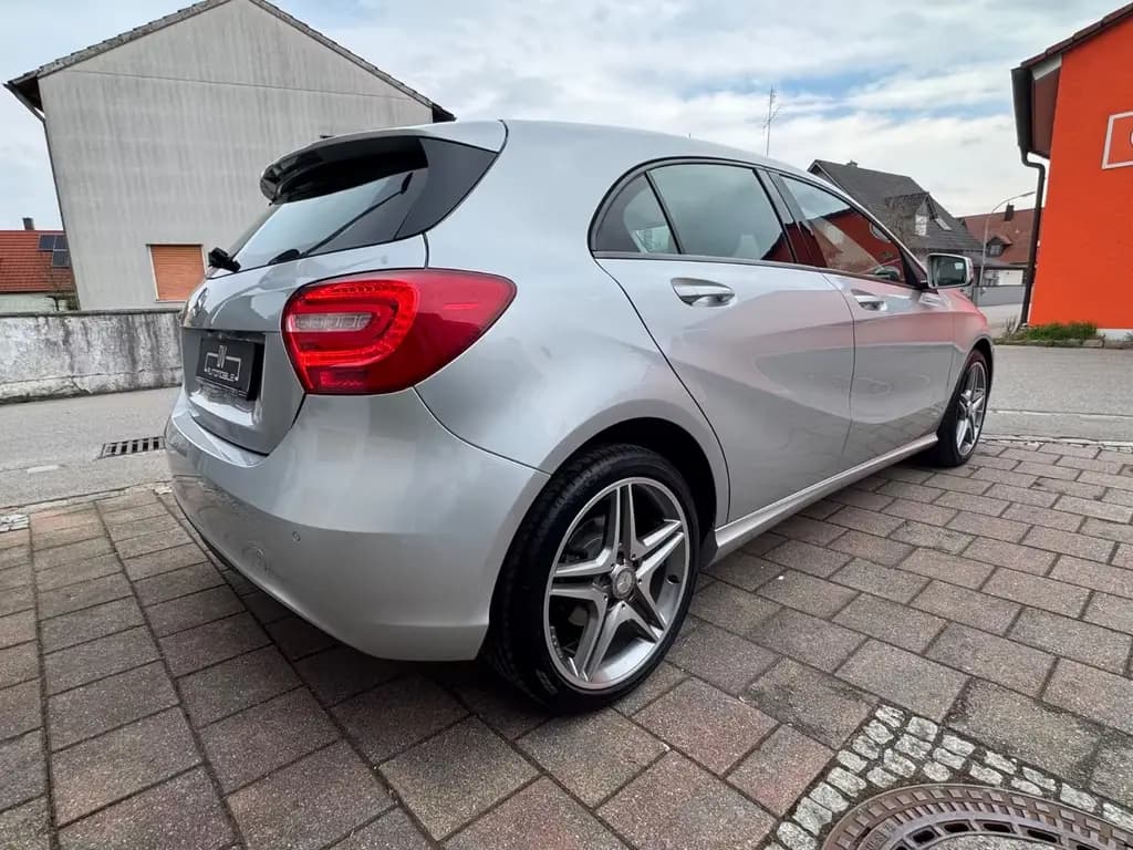 Main__Slider__Photo:Mercedes-Benz A 200 A A 200 *GARANTIE*KAMERA*8FACH* 12/2012-0